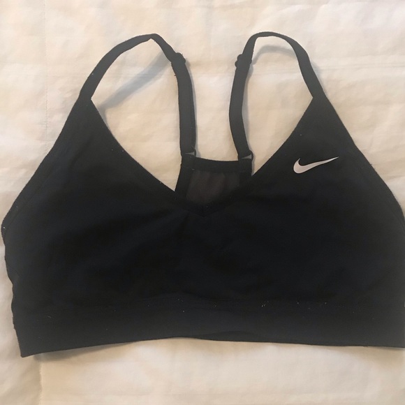 Nike sports bra - Picture 1 of 3